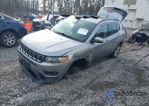 2018 Jeep Compass Latitude 4X4 from USA, damaged, VIN 3C4NJDBB7JT222497